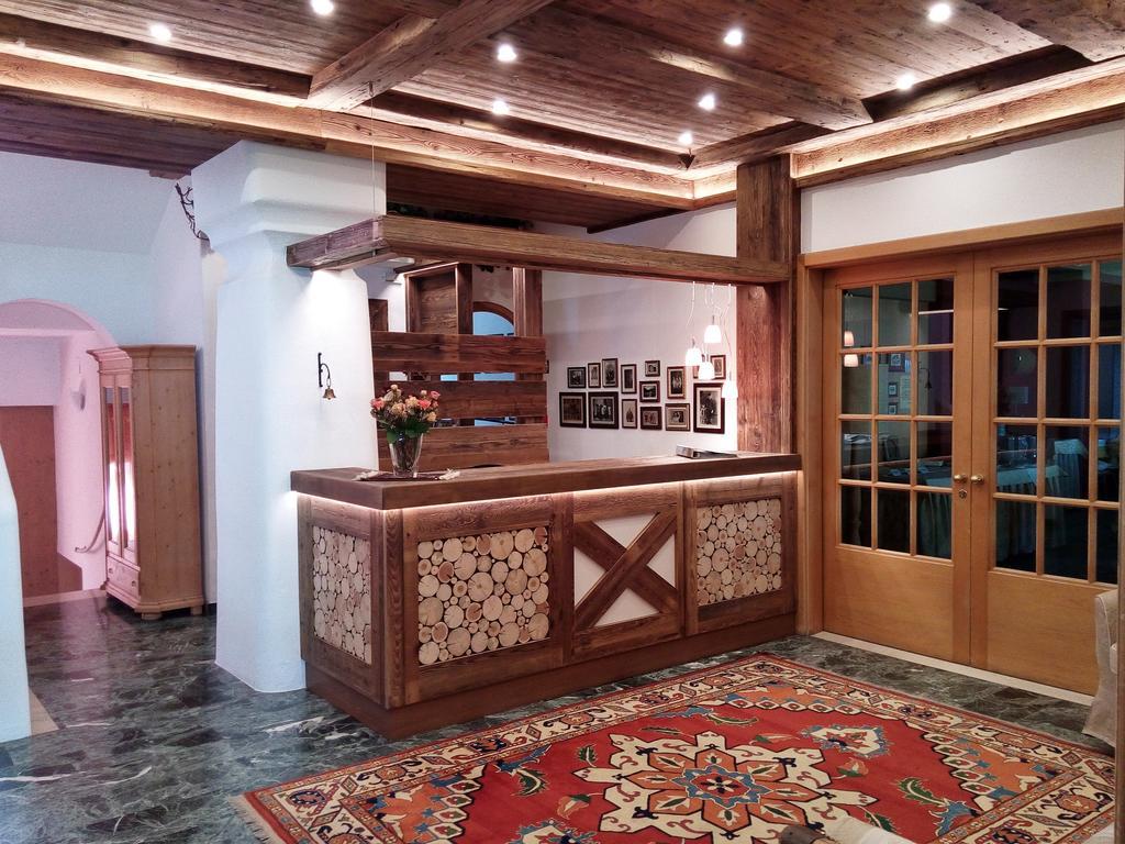 كامبيتيلو دي فاسا B&B Garni Villa Campitello المظهر الخارجي الصورة