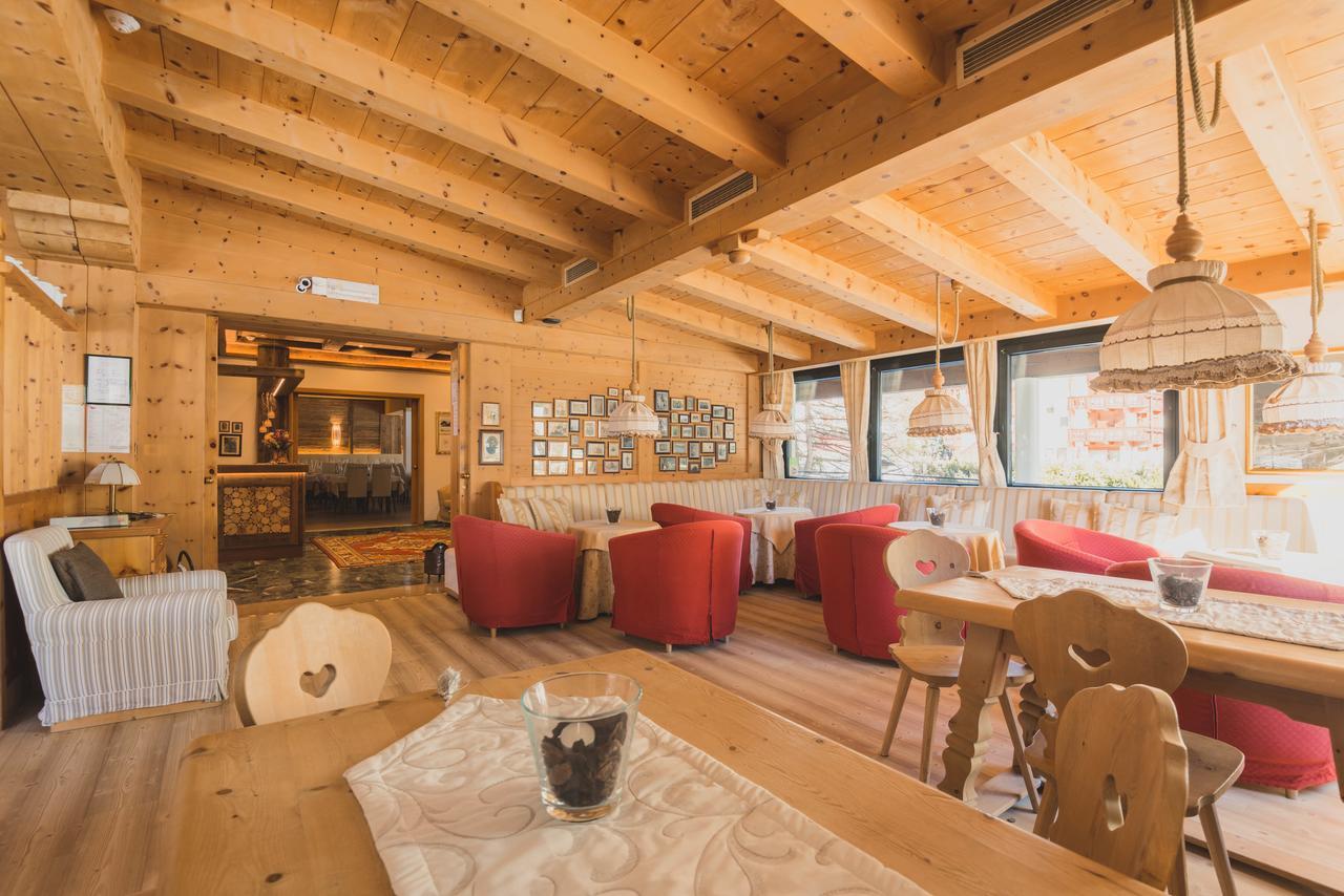 كامبيتيلو دي فاسا B&B Garni Villa Campitello المظهر الخارجي الصورة