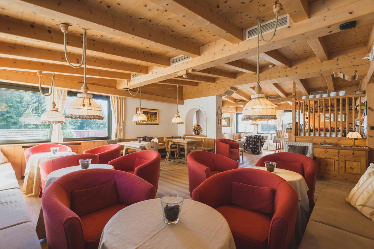كامبيتيلو دي فاسا B&B Garni Villa Campitello المظهر الخارجي الصورة