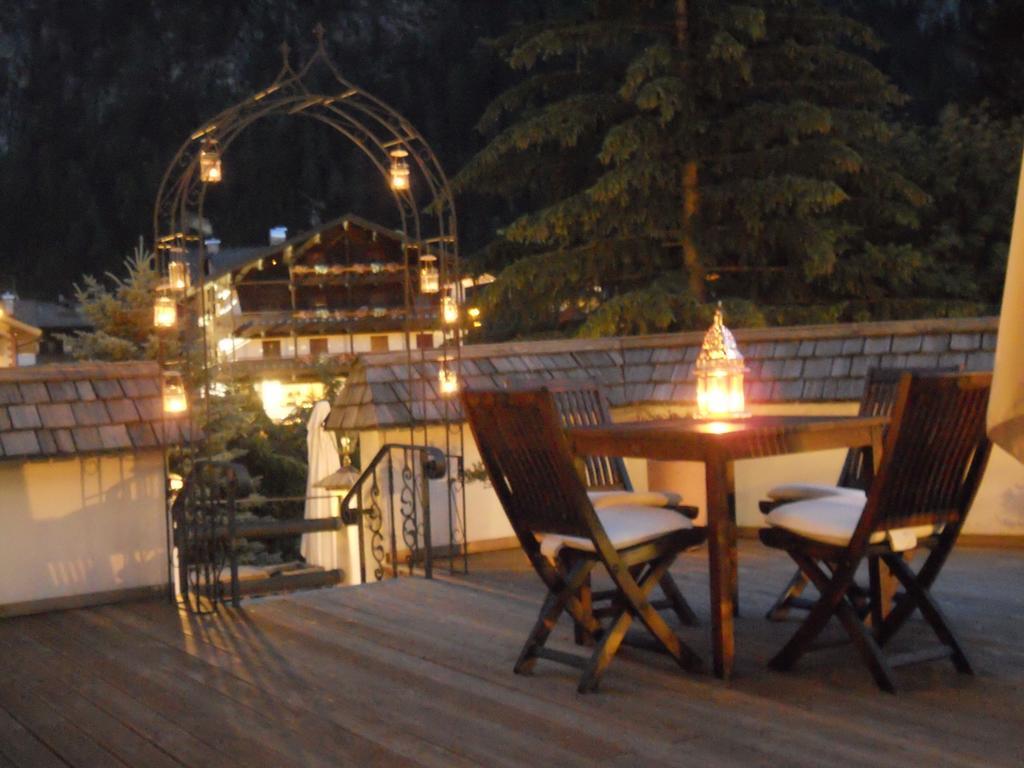كامبيتيلو دي فاسا B&B Garni Villa Campitello المظهر الخارجي الصورة